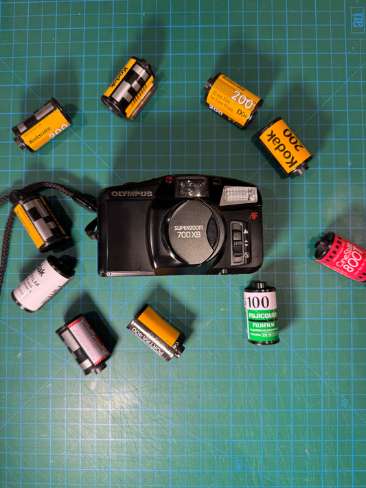 Olympus Superzoom 700XB