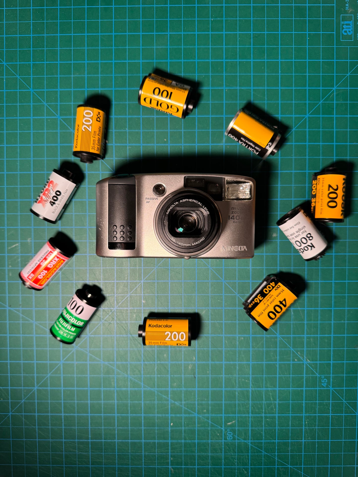 Minolta Riva Zoom 140