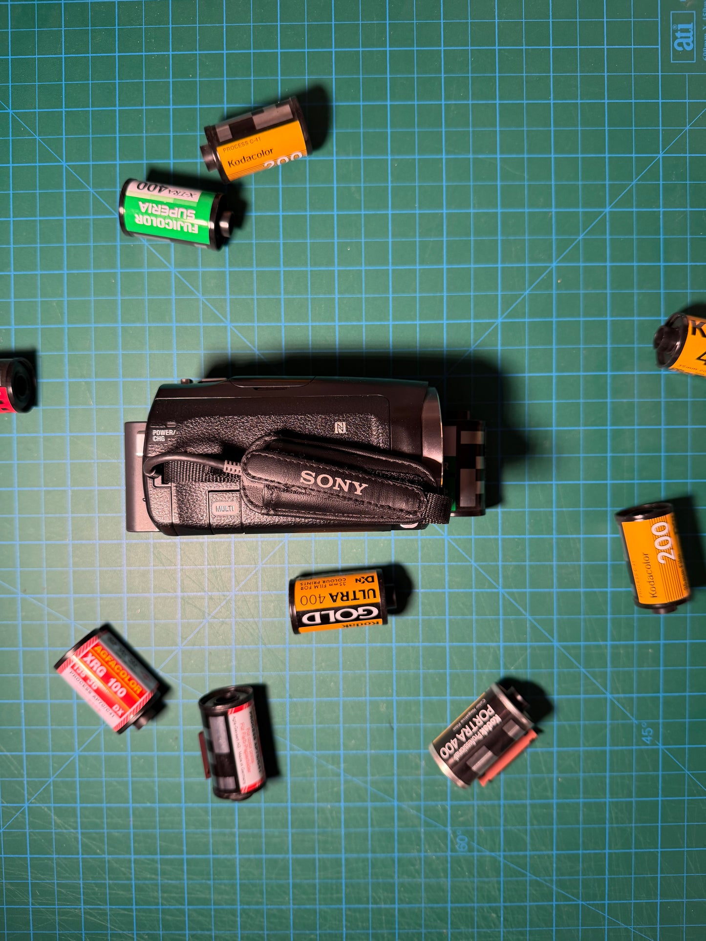 Sony Handycam HDR-PJ670