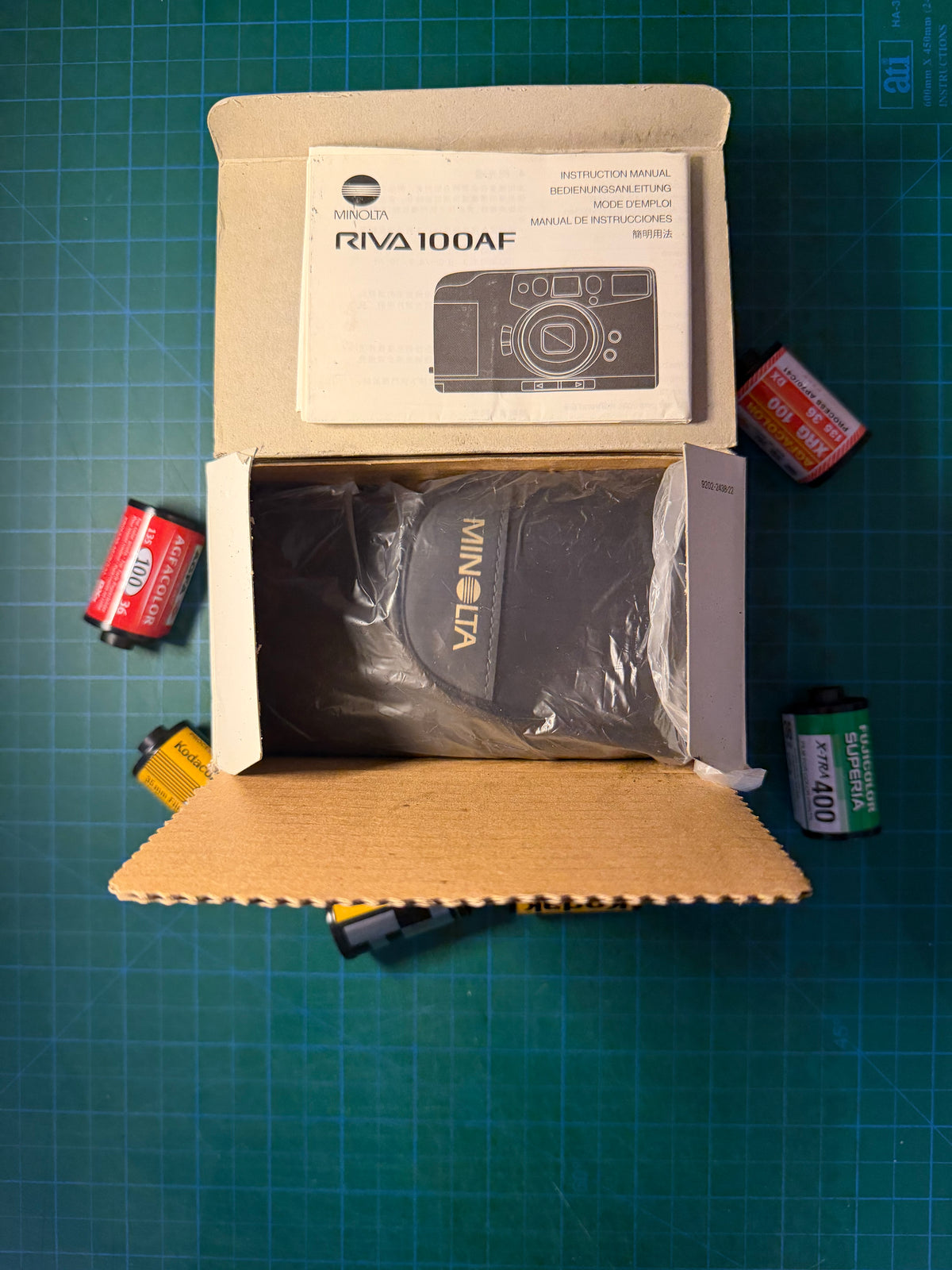 Minolta Riva 100AF