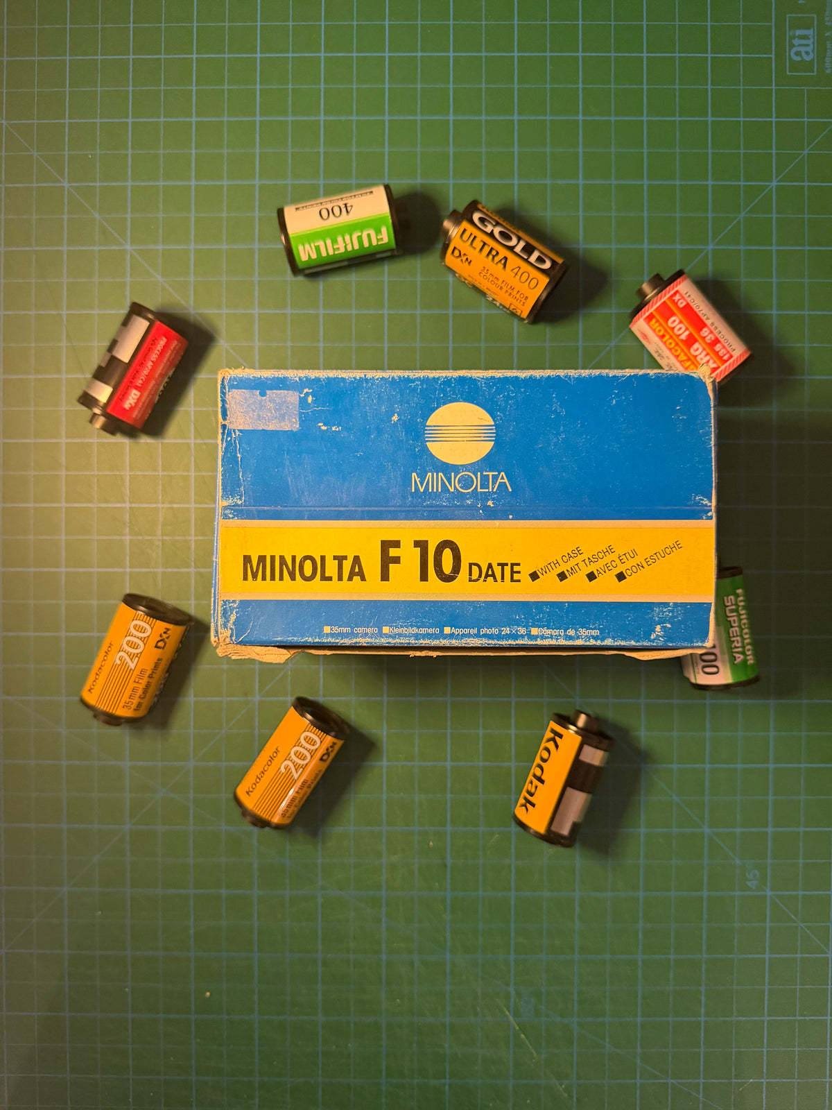 Minolta F10