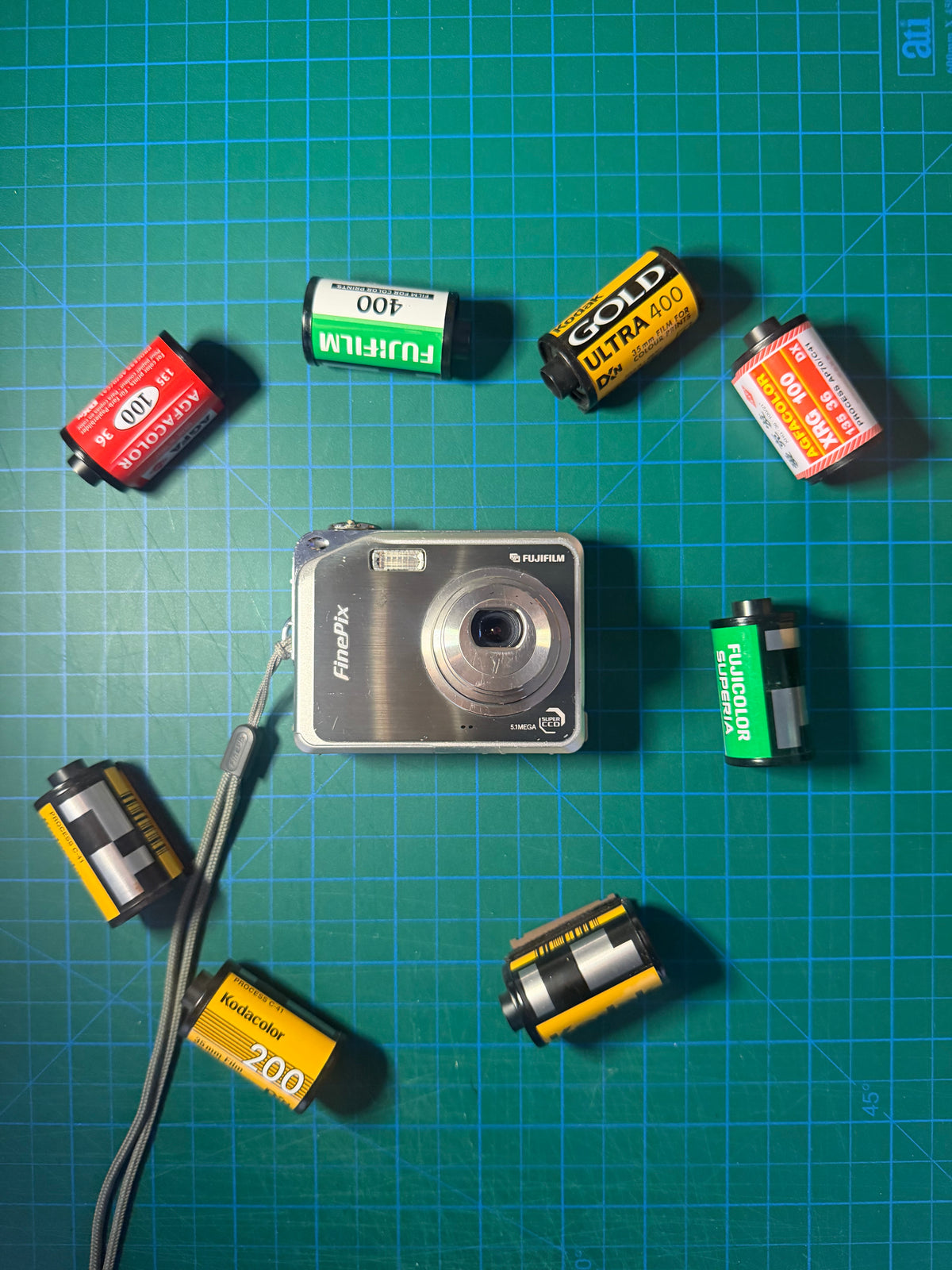 Fujifilm FinePix V10