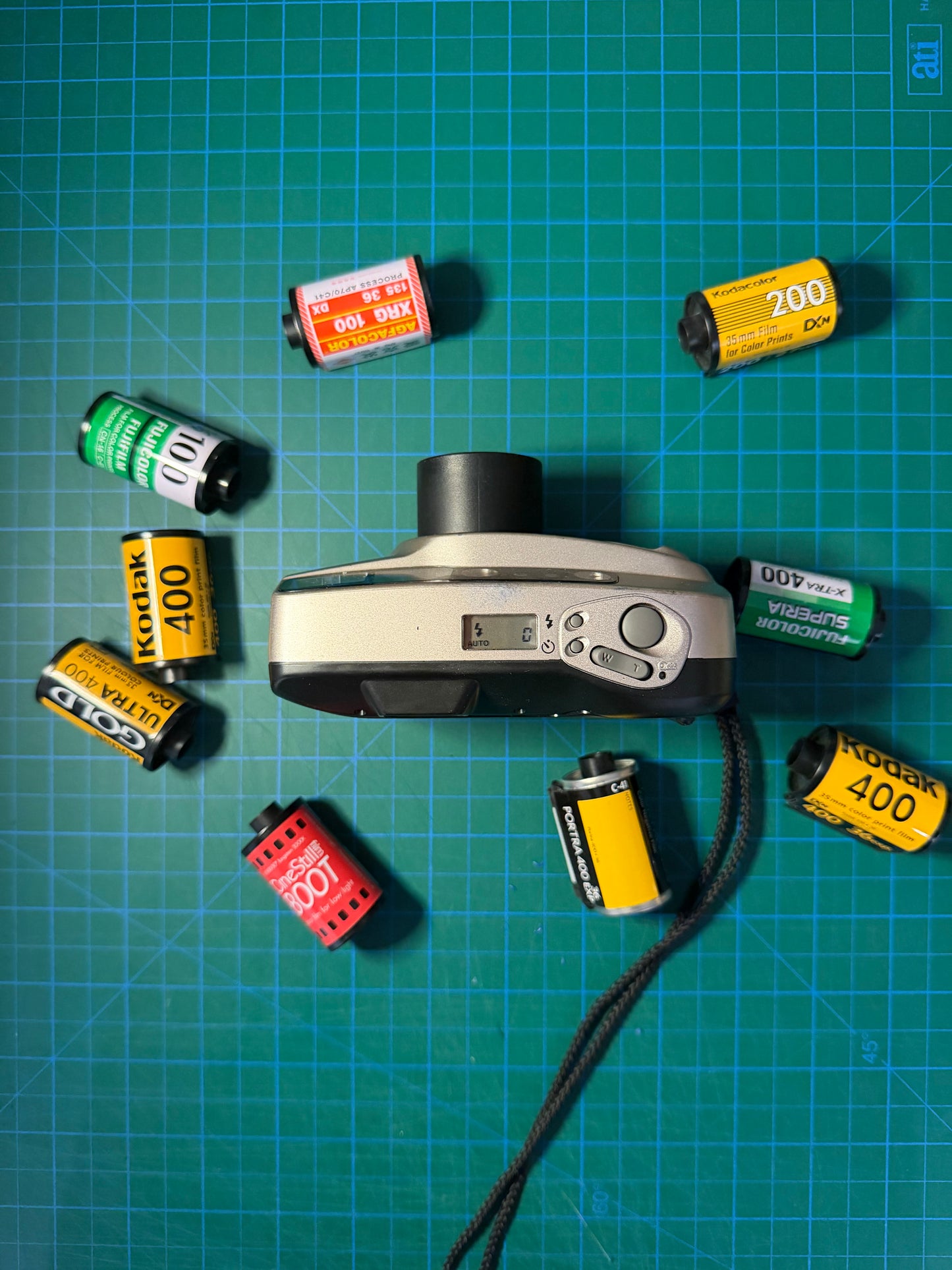 Minolta Riva Zoom 70