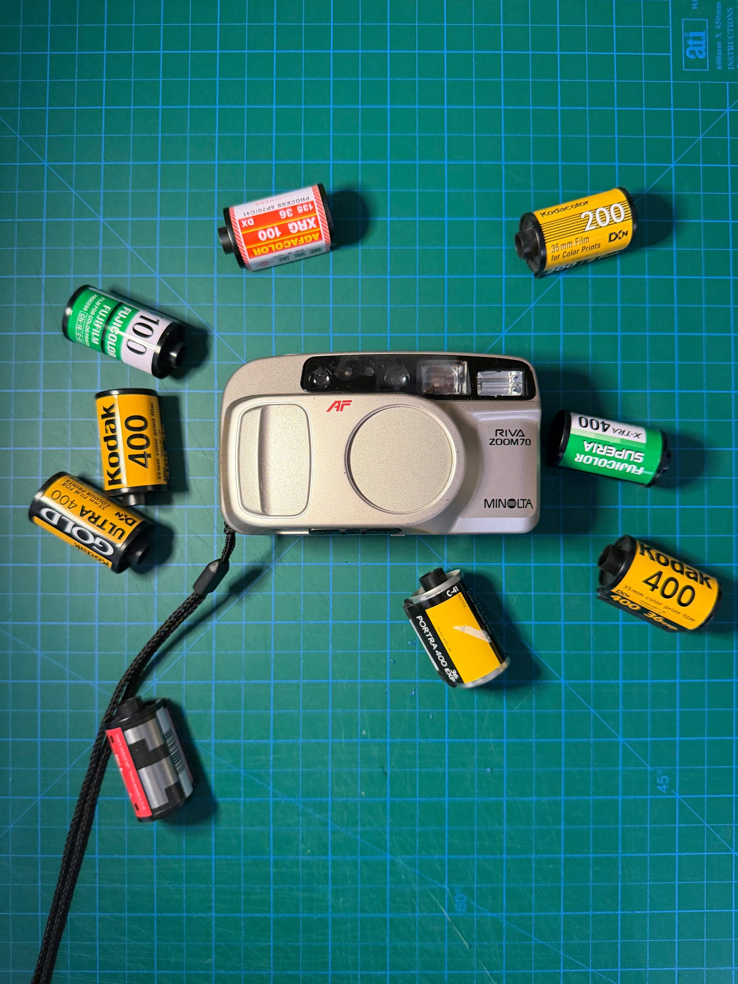 Minolta Riva Zoom 70