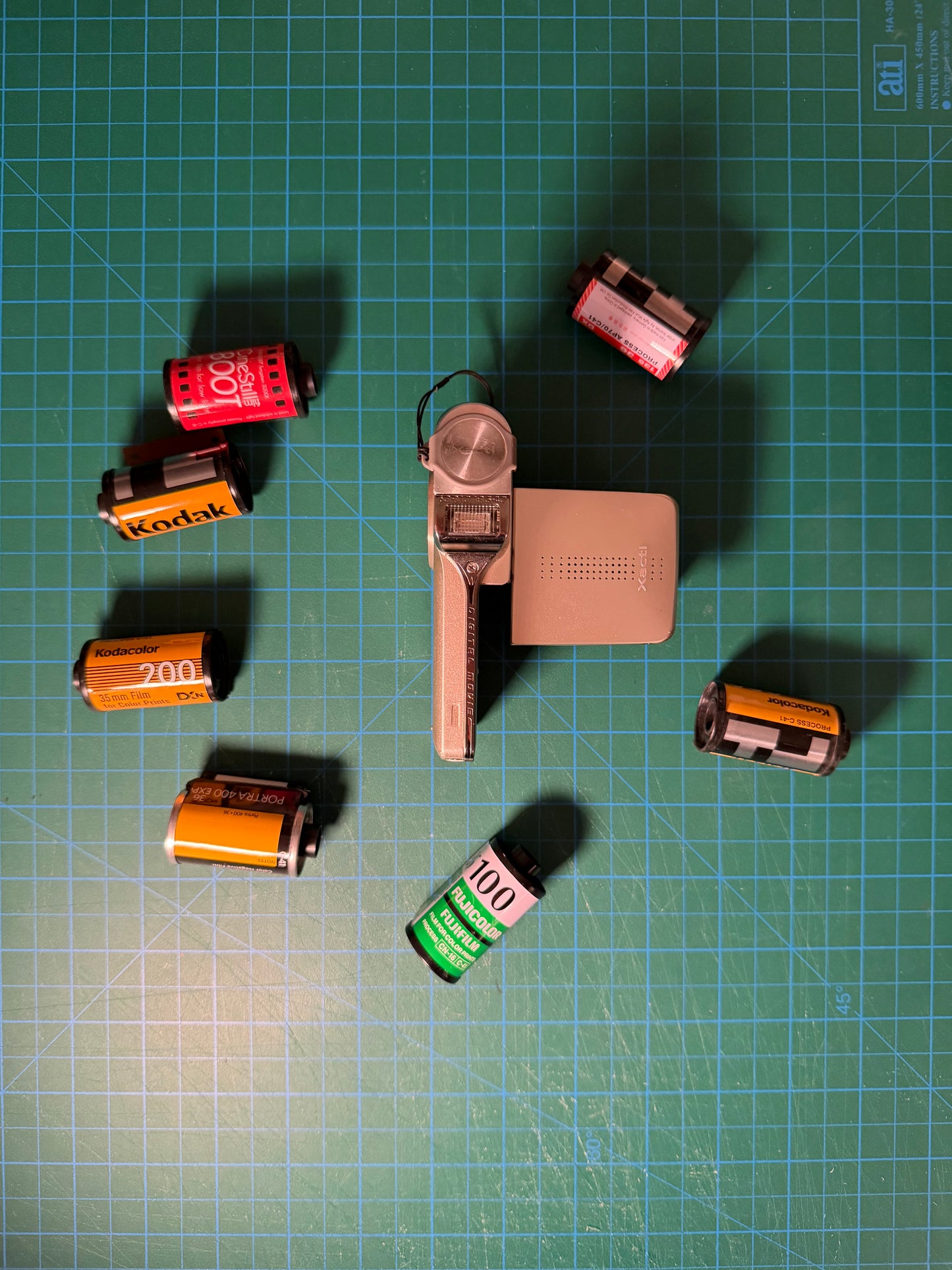 Sanyo VPC-C6 camcorder