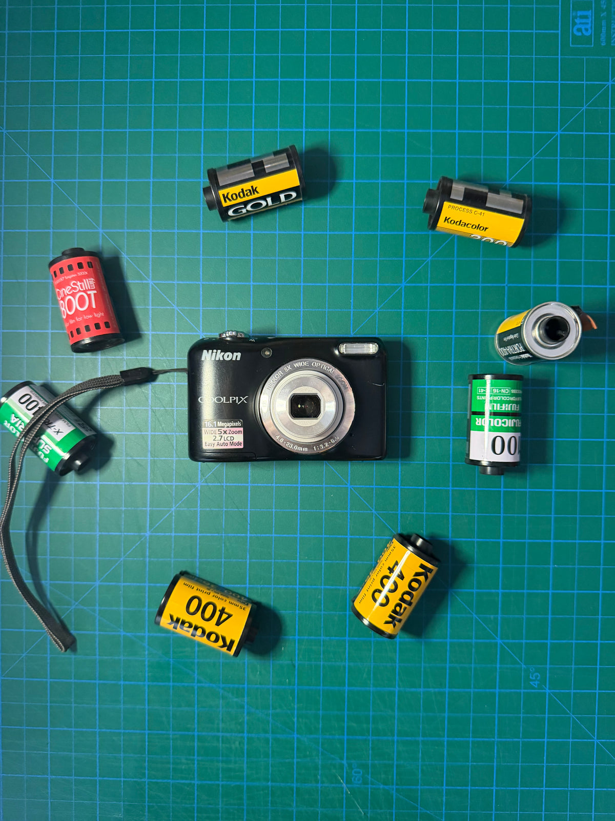Nikon Coolpix L27
