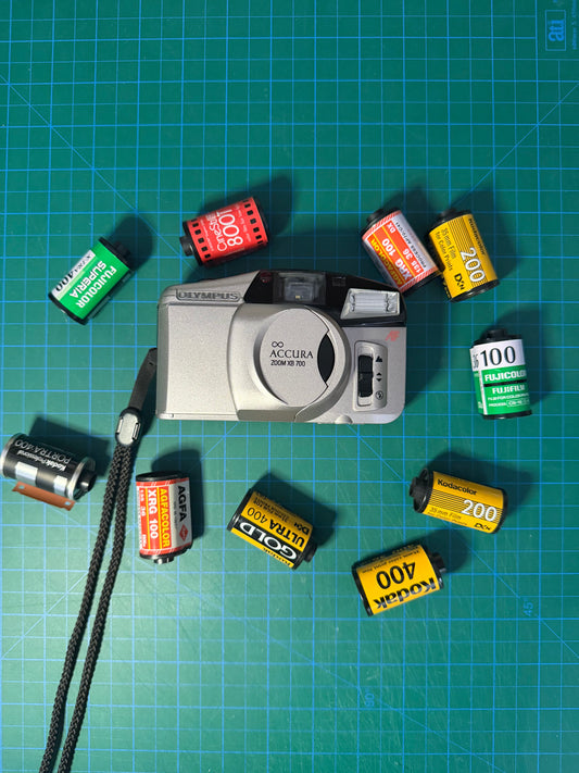 Olympus Accura Zoom 700 XB