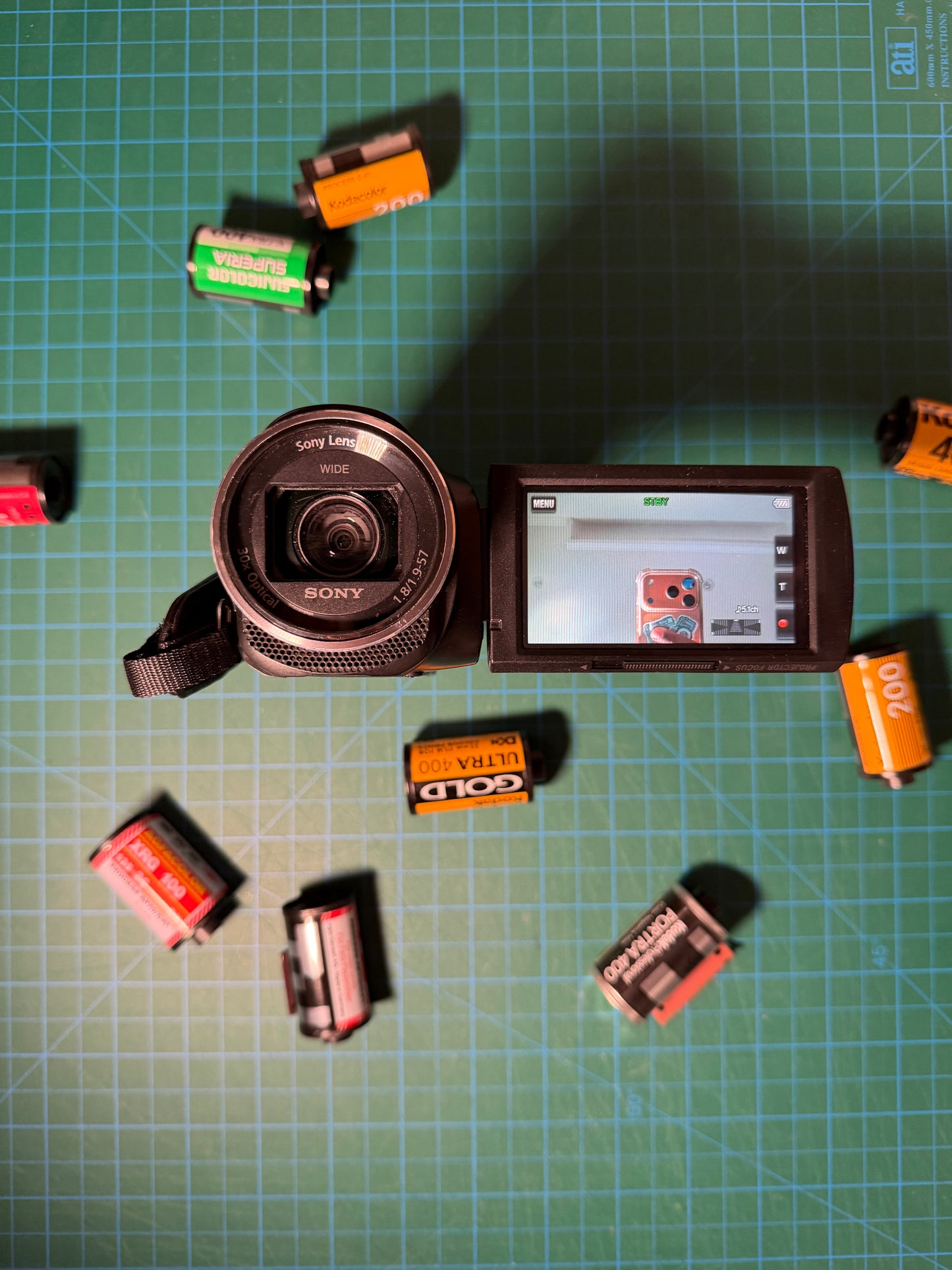 Sony Handycam HDR-PJ670