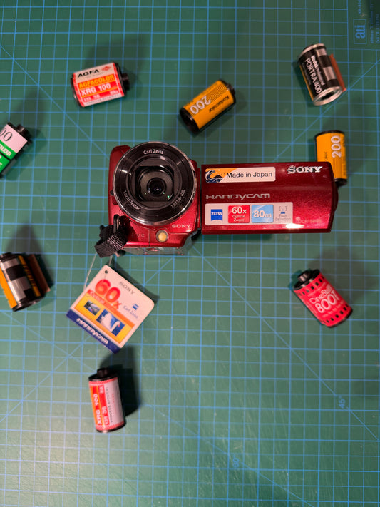 Sony Handycam DCR-SR68