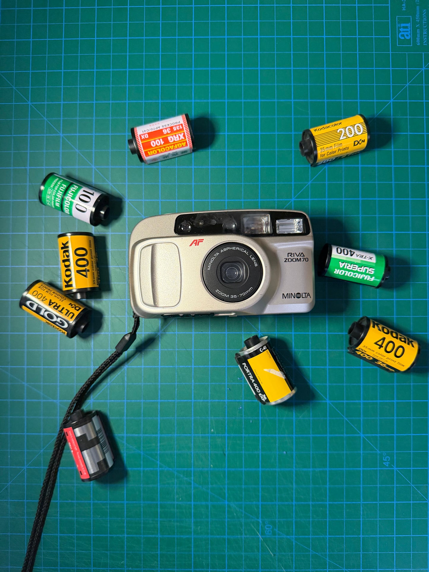 Minolta Riva Zoom 70