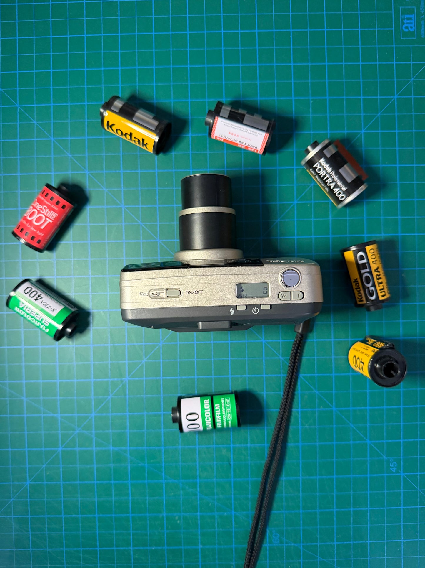 Minolta Riva Zoom 90