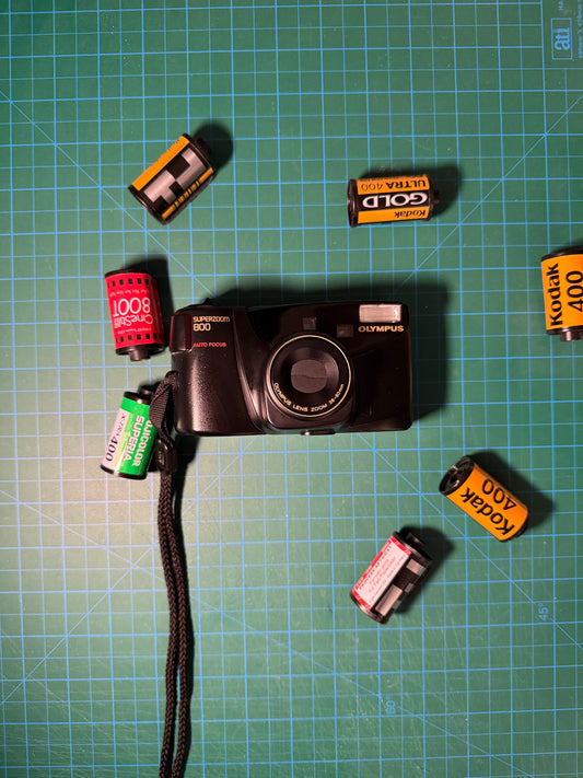 Olympus Super Zoom 800