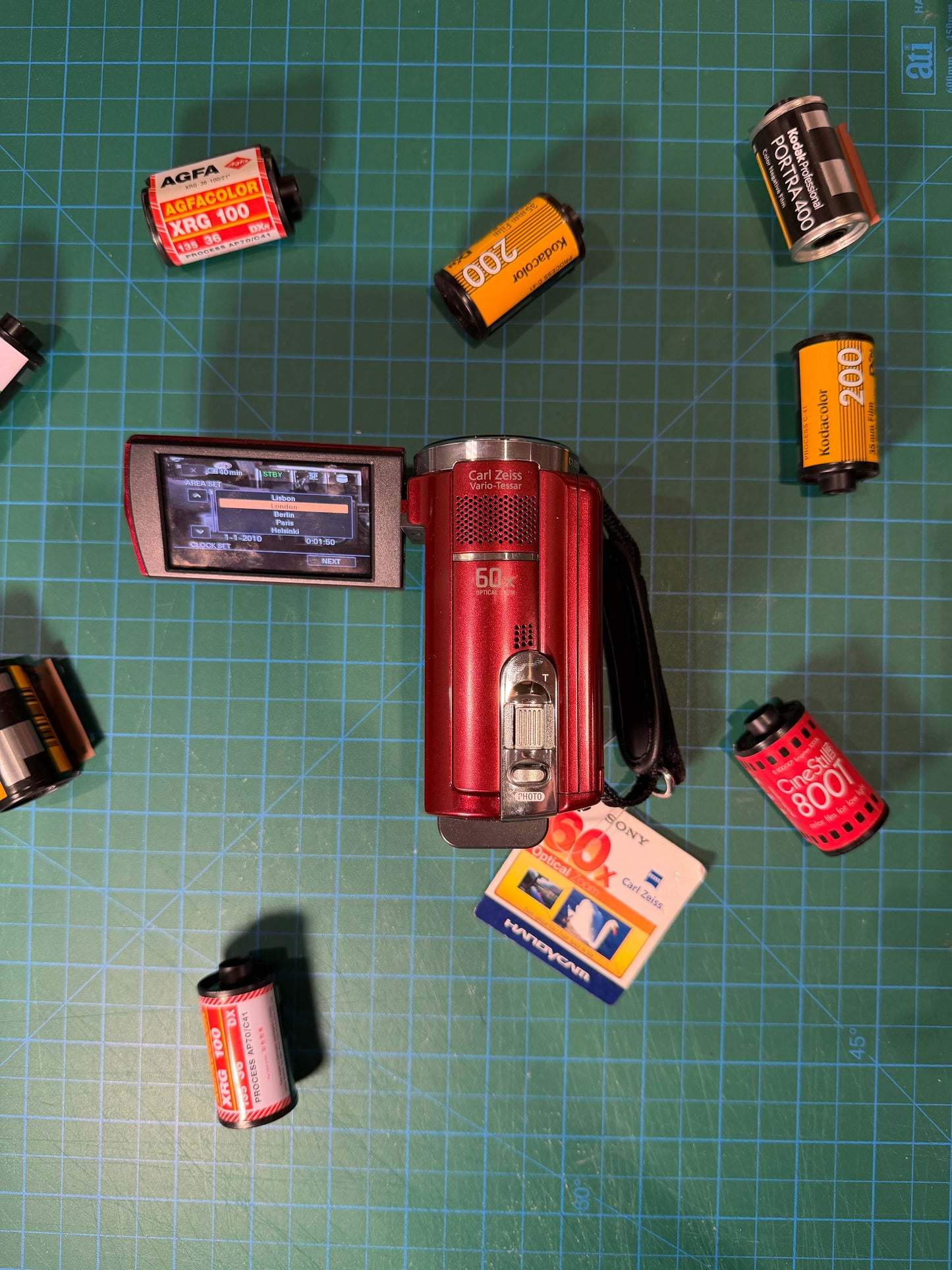 Sony Handycam DCR-SR68