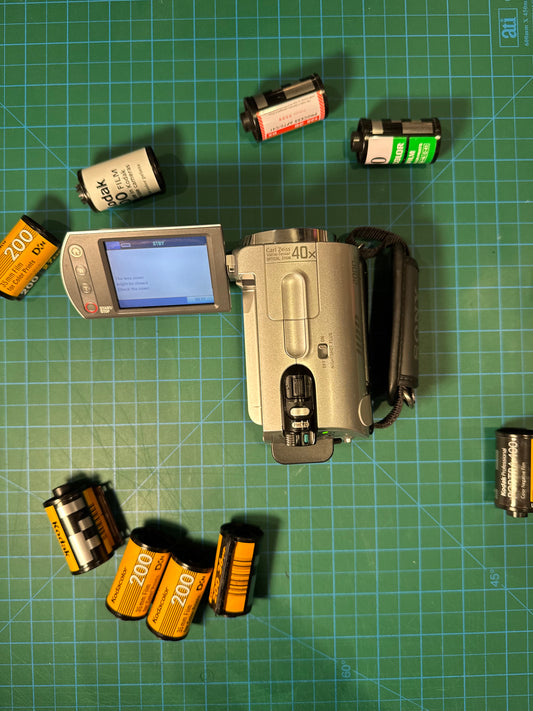 Sony Handycam DCR-SR42